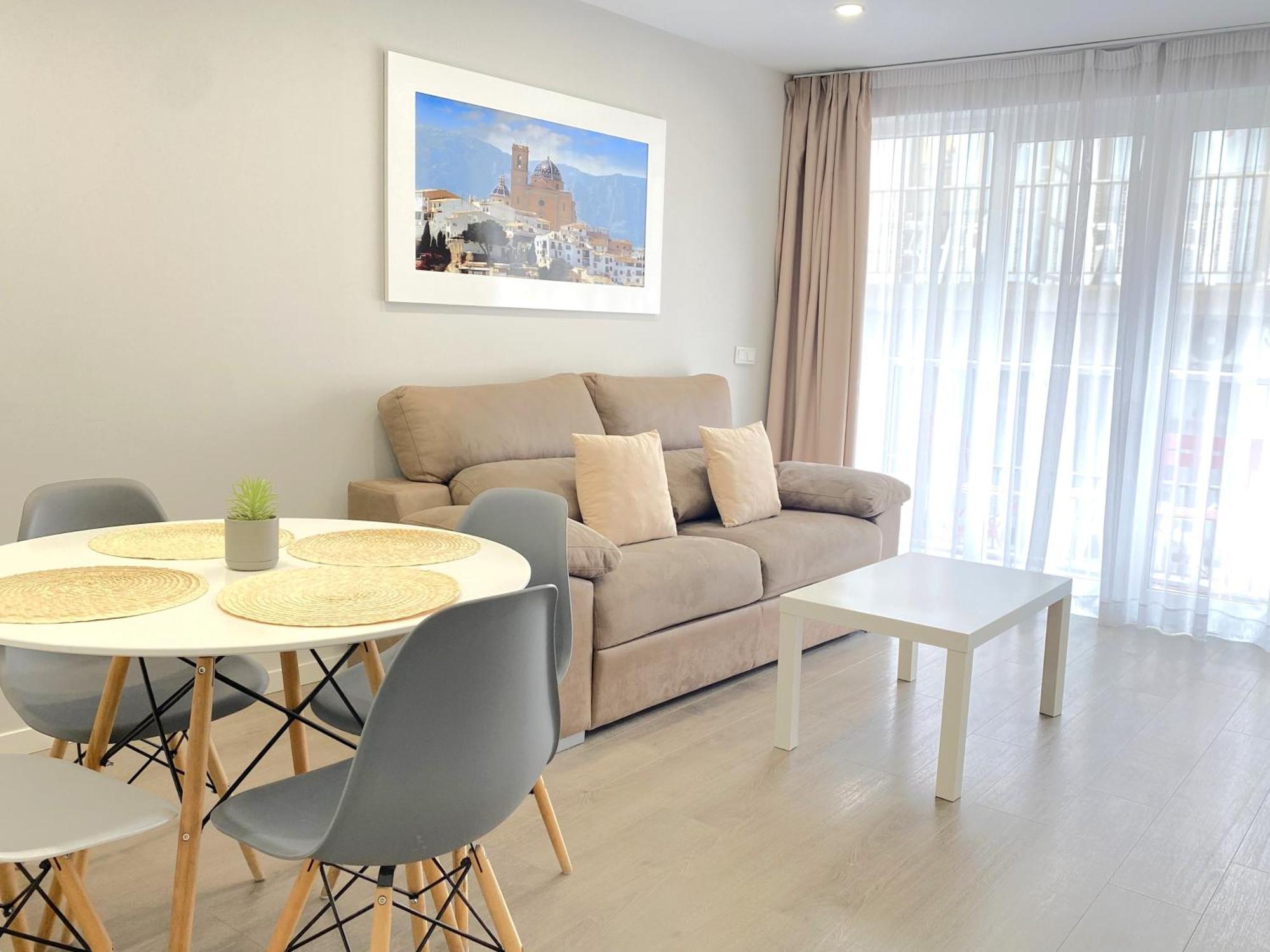 Apartamentos Estemar Бенидорм Экстерьер фото